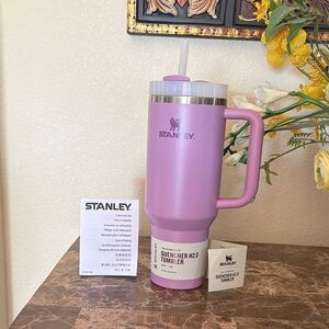 Stanley Purple Quencher H2.0 Tumbler